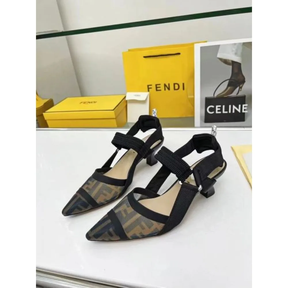 2025SS FENDI フェンデイ 人気にも火をつけて レディースサンダル 商品画像 6