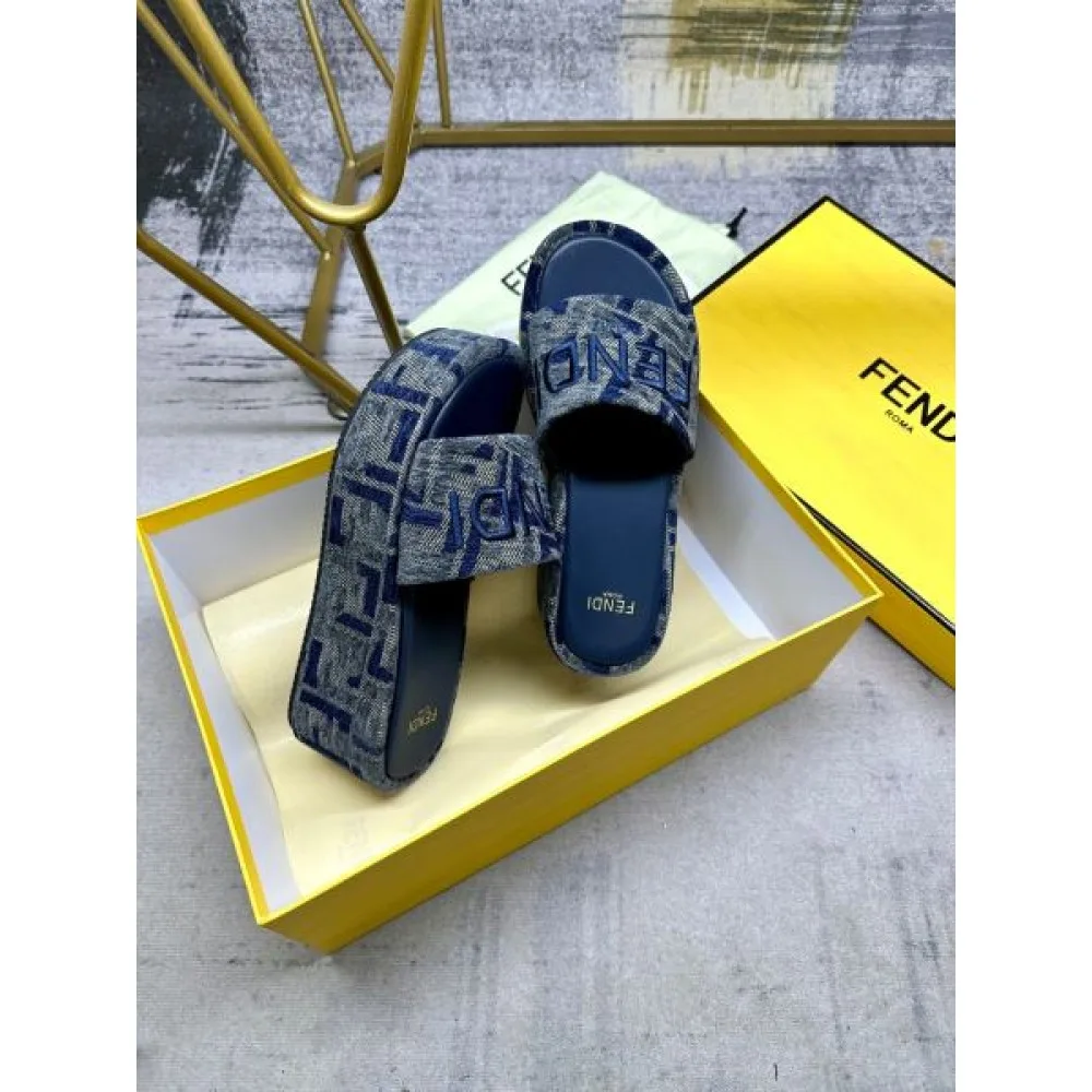 2025SS FENDI フェンデイ 春夏新作セレブ愛用 レディースサンダル 商品画像 5