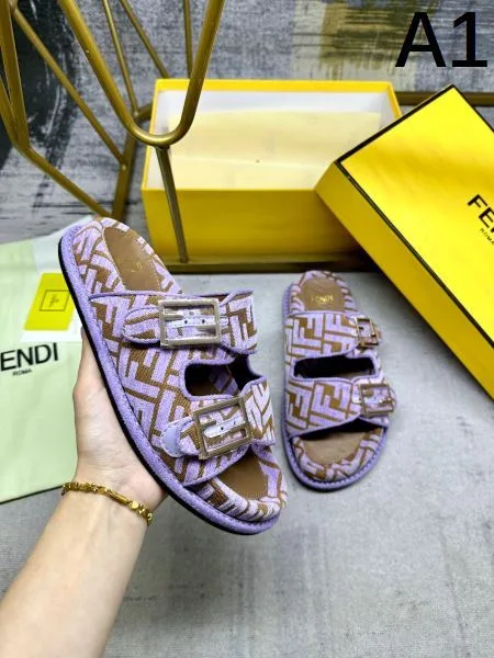2025SS FENDI フェンデイ 春夏季超人気即完売 レディースサンダル 商品画像 9