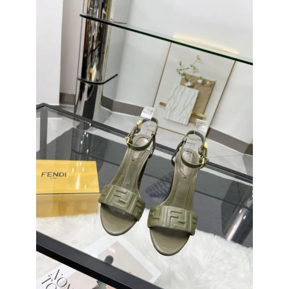 2025SS FENDI フェンデイ 注目されている新品 レディースサンダル 商品画像 6