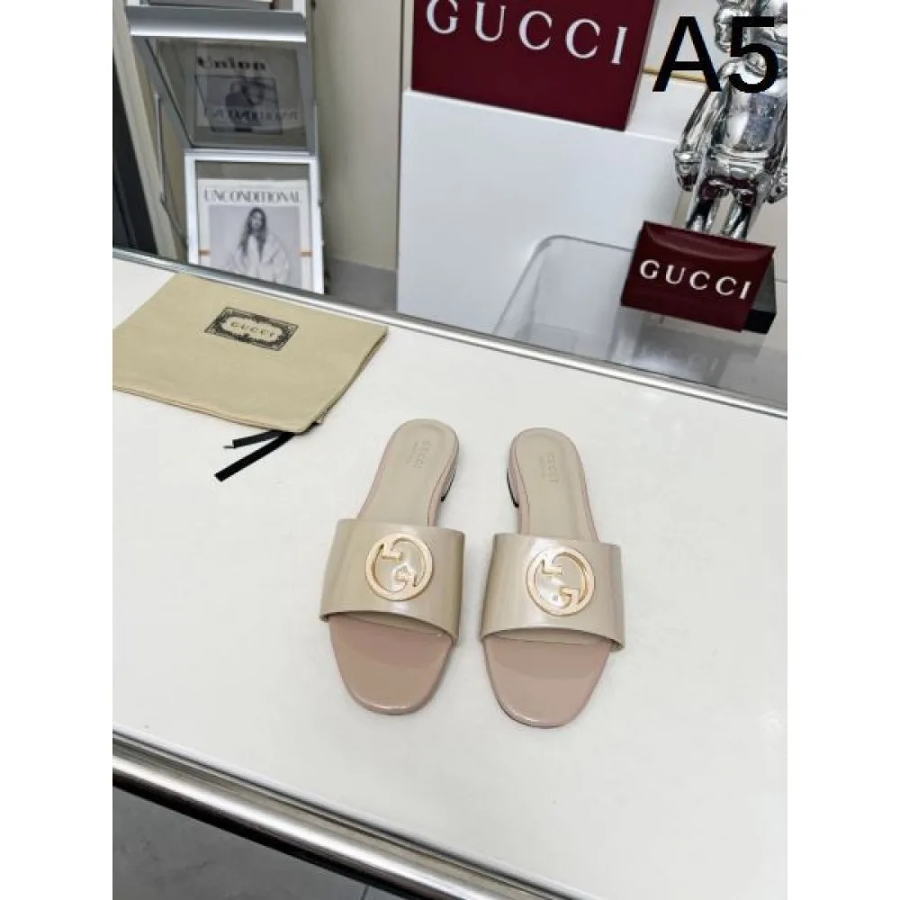 2025SS GUCCI グッチ 際立つ抜け感がある レディースサンダル 商品画像 5
