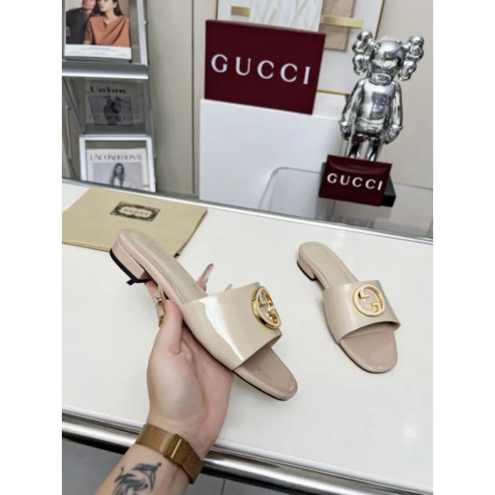 2025SS GUCCI グッチ 際立つ抜け感がある レディースサンダル 商品画像 6