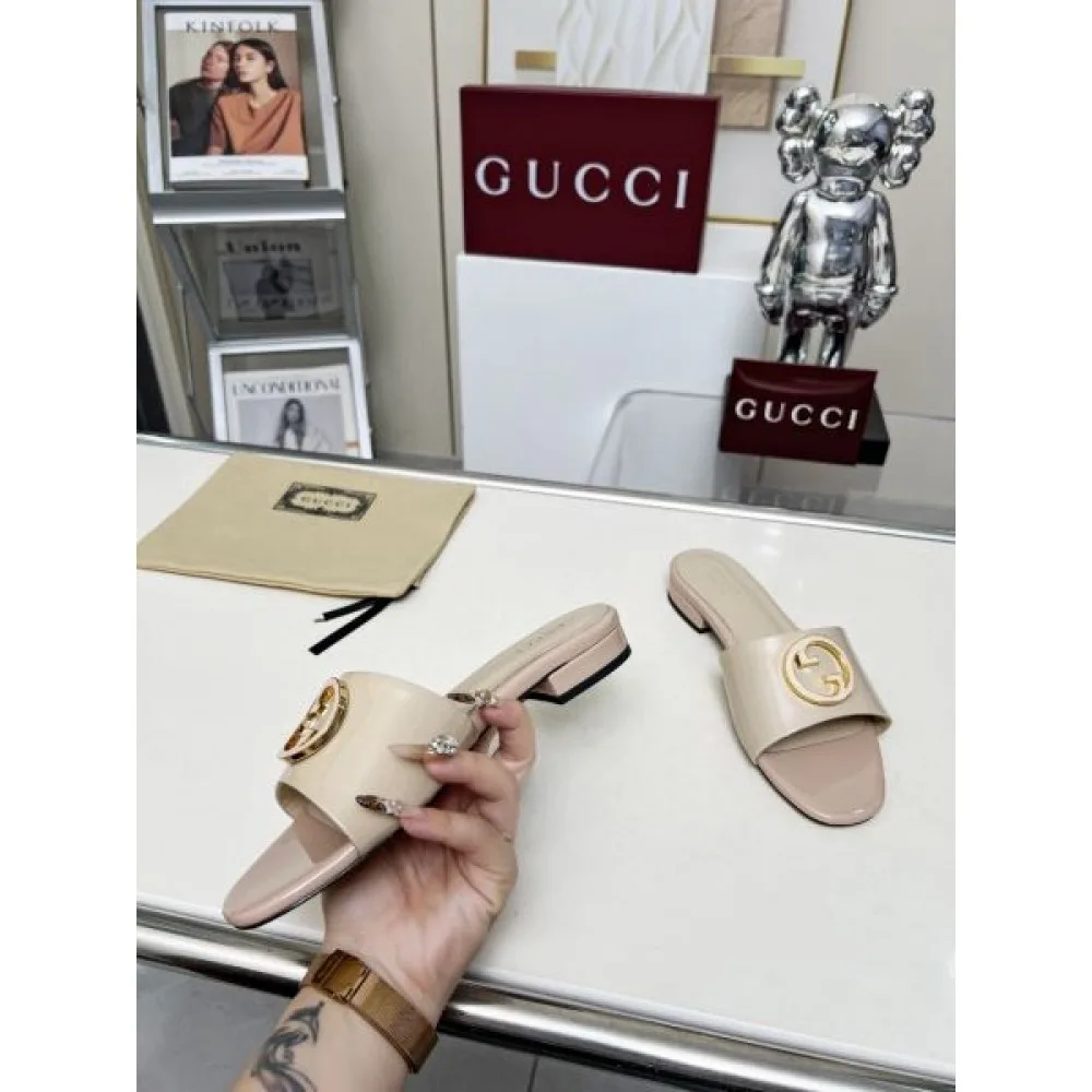 2025SS GUCCI グッチ 際立つ抜け感がある レディースサンダル 商品画像 7