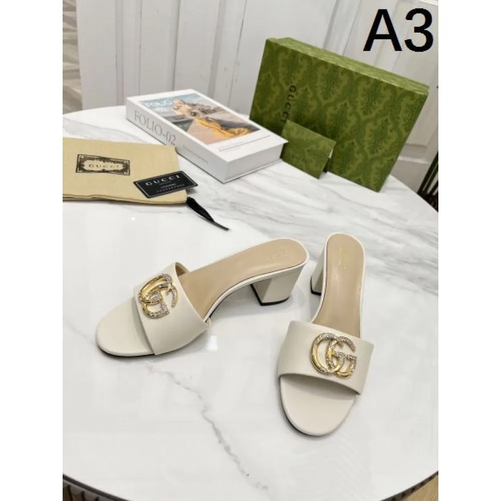 2025SS GUCCI グッチ トレンド感たっぷり レディースサンダル 商品画像 3