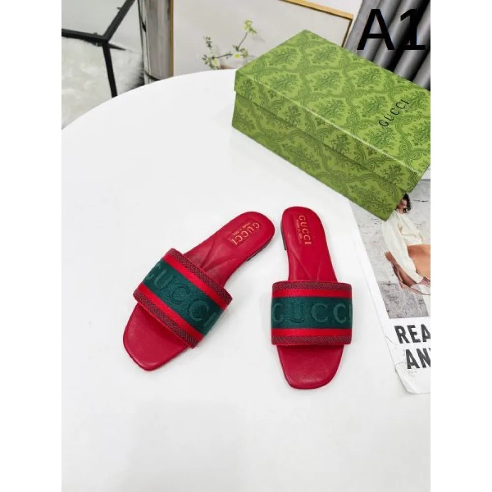2025SS GUCCI グッチ 一流の憧れブランド レディースサンダル 商品画像 1