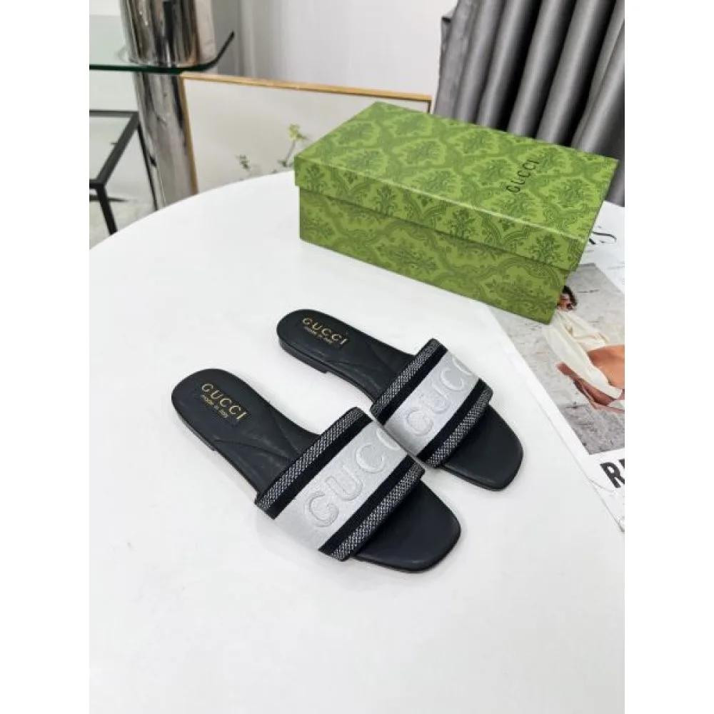 2025SS GUCCI グッチ 一流の憧れブランド レディースサンダル 商品画像 4
