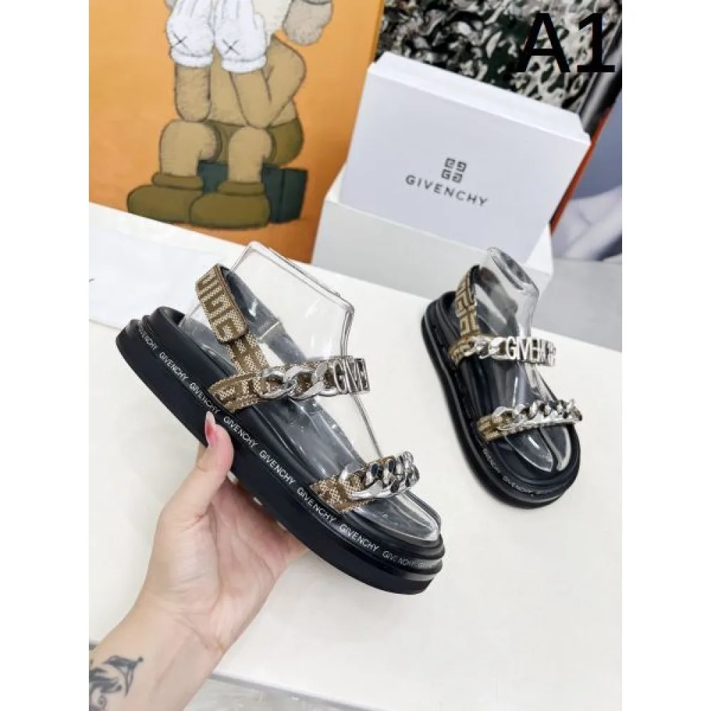 2025SS GIVENCHY ジバンシィ 新作愛用セレブ多数 レディースサンダル 商品画像 1