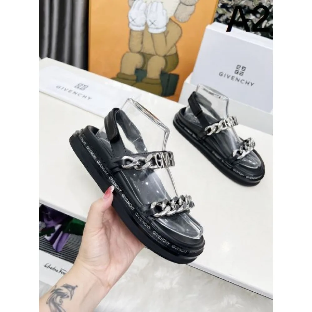 2025SS GIVENCHY ジバンシィ 新作愛用セレブ多数 レディースサンダル 商品画像 2