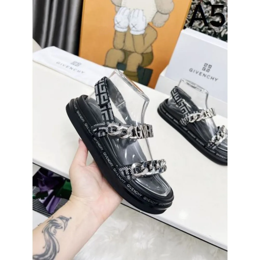 2025SS GIVENCHY ジバンシィ 新作愛用セレブ多数 レディースサンダル 商品画像 5