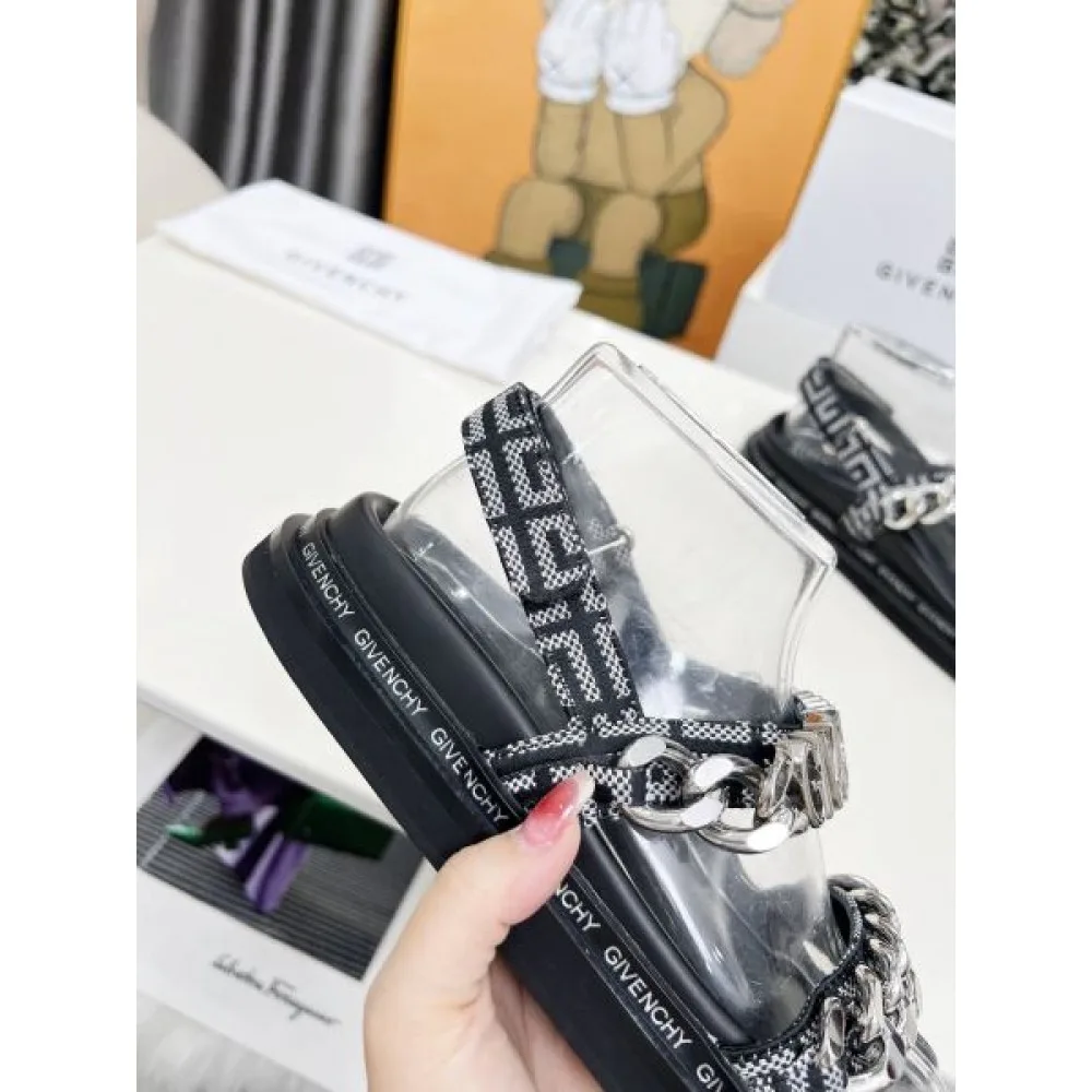 2025SS GIVENCHY ジバンシィ 新作愛用セレブ多数 レディースサンダル 商品画像 8