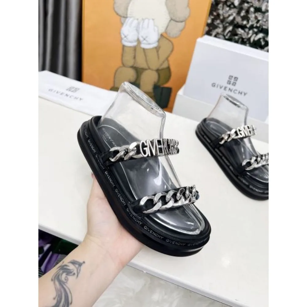 2025SS GIVENCHY ジバンシィ 春夏最新作完売必至 レディースサンダル 商品画像 6