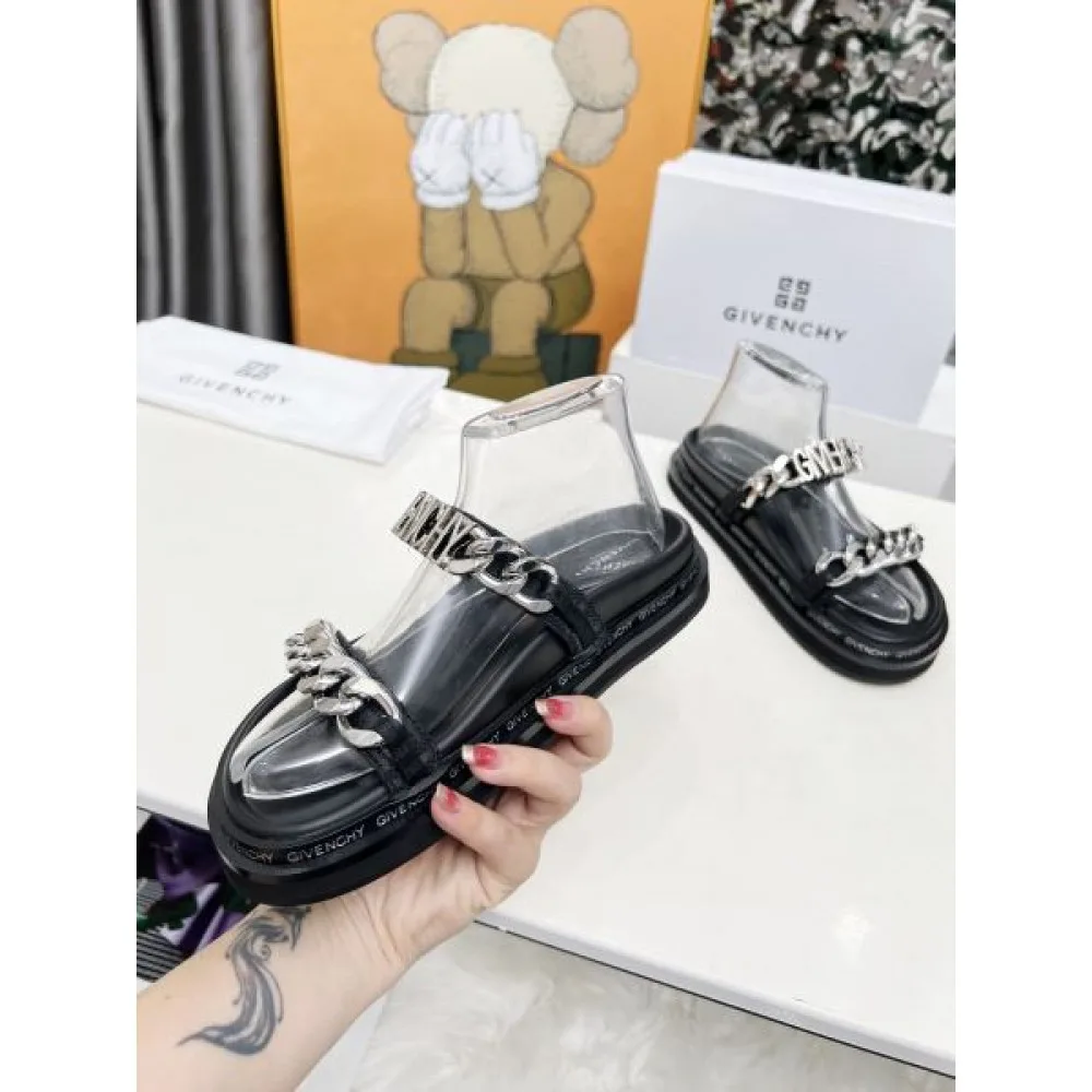 2025SS GIVENCHY ジバンシィ 春夏最新作完売必至 レディースサンダル 商品画像 7
