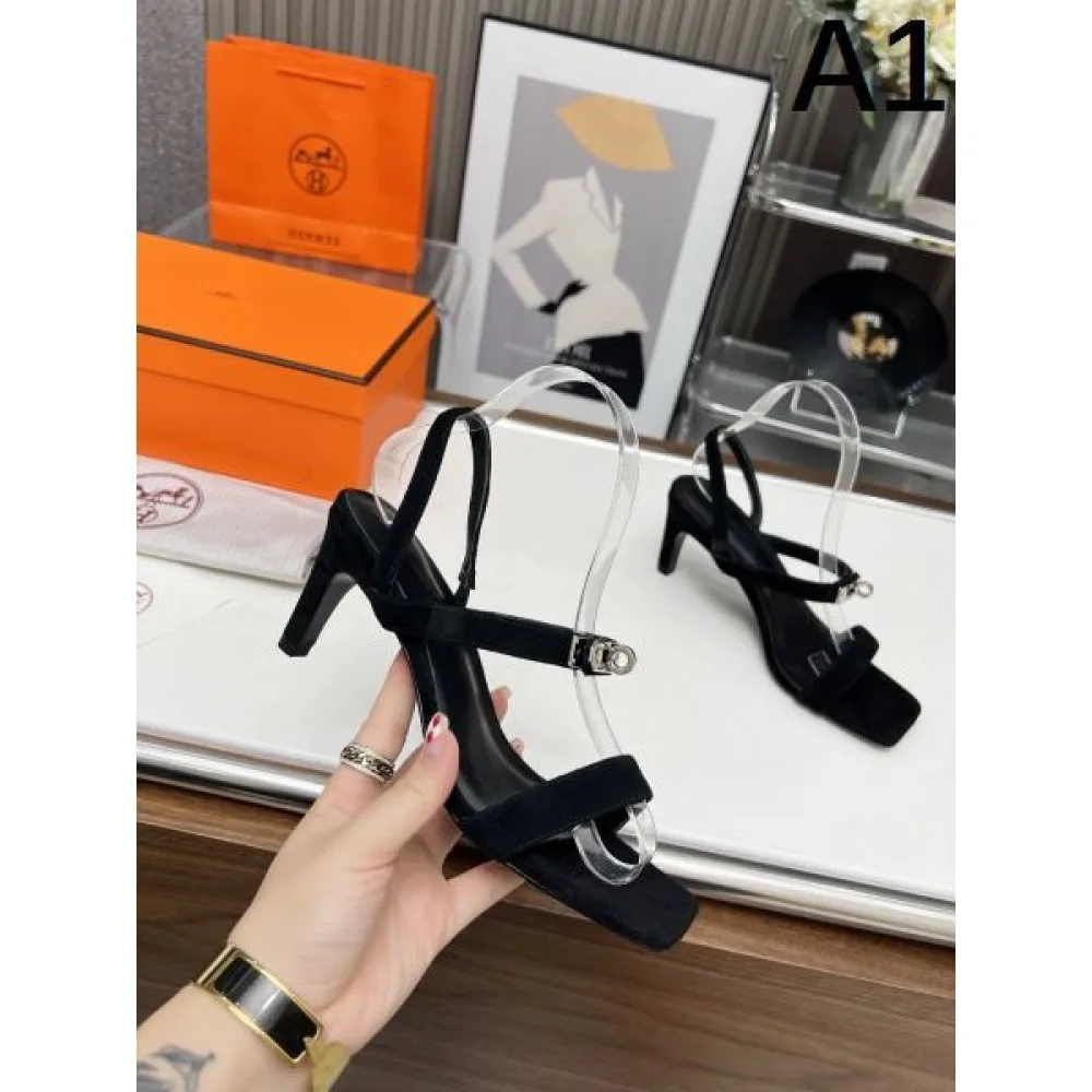 2025SS HERMES エルメス すぐお届け春夏新作 レディースサンダル 商品画像 1