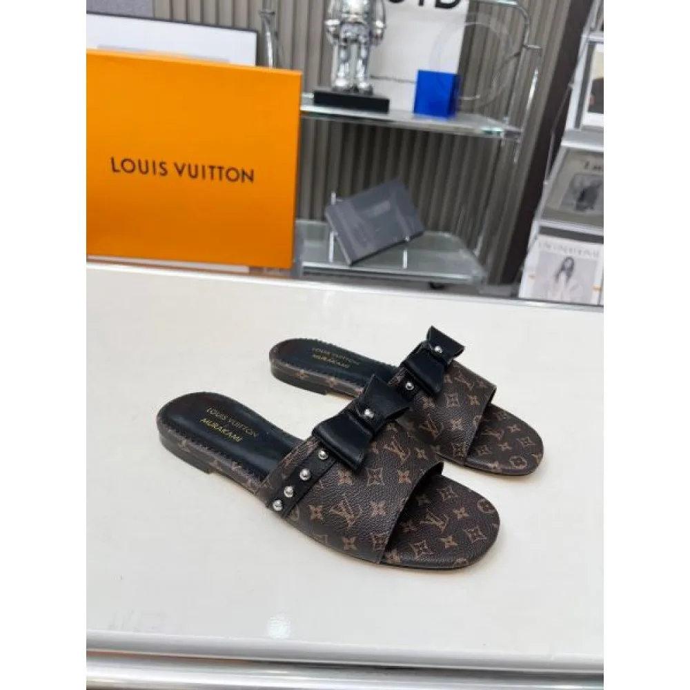 2025SS LOUIS VUITTON ルイヴィトン 今季話題の一級品 レディースサンダル 商品画像 5