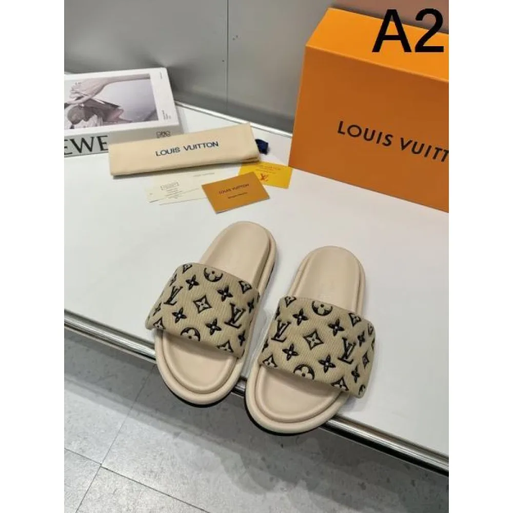2025SS LOUIS VUITTON ルイヴィトン 完売必須限定SALE レディースサンダル 商品画像 2