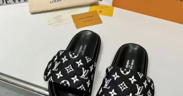 2025SS LOUIS VUITTON ルイヴィトン 完売必須限定SALE レディースサンダル 商品画像 11