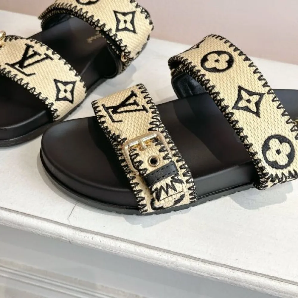 2025SS LOUIS VUITTON ルイヴィトン 激レアなアイテム レディースサンダル 商品画像 7