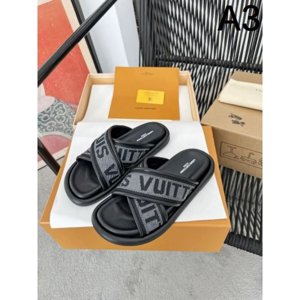 2025SS LOUIS VUITTON ルイヴィトン 今大注目ブランド レディースサンダル 商品画像 3