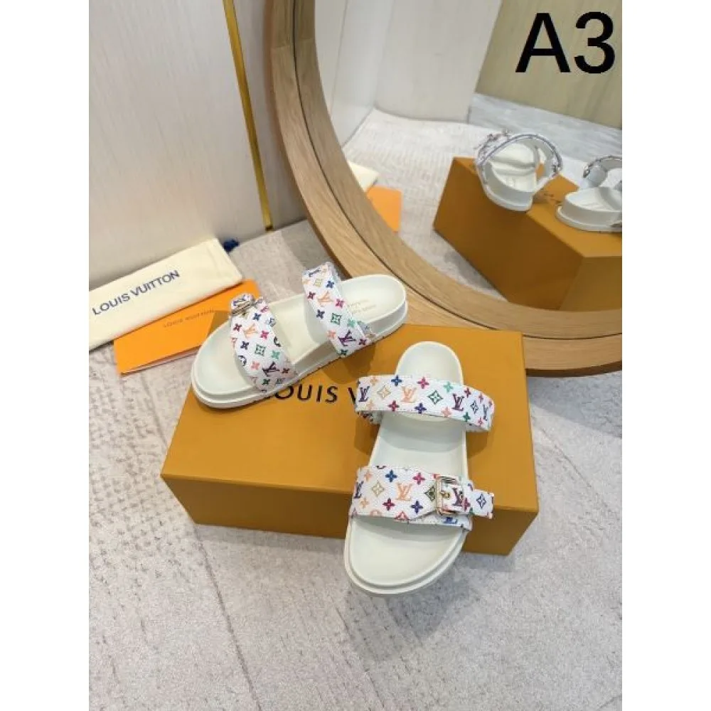2025SS LOUIS VUITTON ルイヴィトン 着心地の良いお品 レディースサンダル 商品画像 3