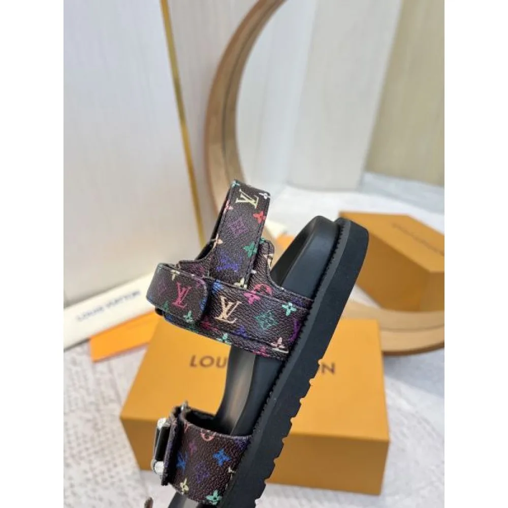 2025SS LOUIS VUITTON ルイヴィトン 着心地満足度100% レディースサンダル 商品画像 6