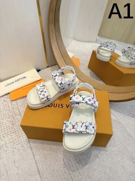 2025SS LOUIS VUITTON ルイヴィトン 着心地満足度100% レディースサンダル 商品画像 10