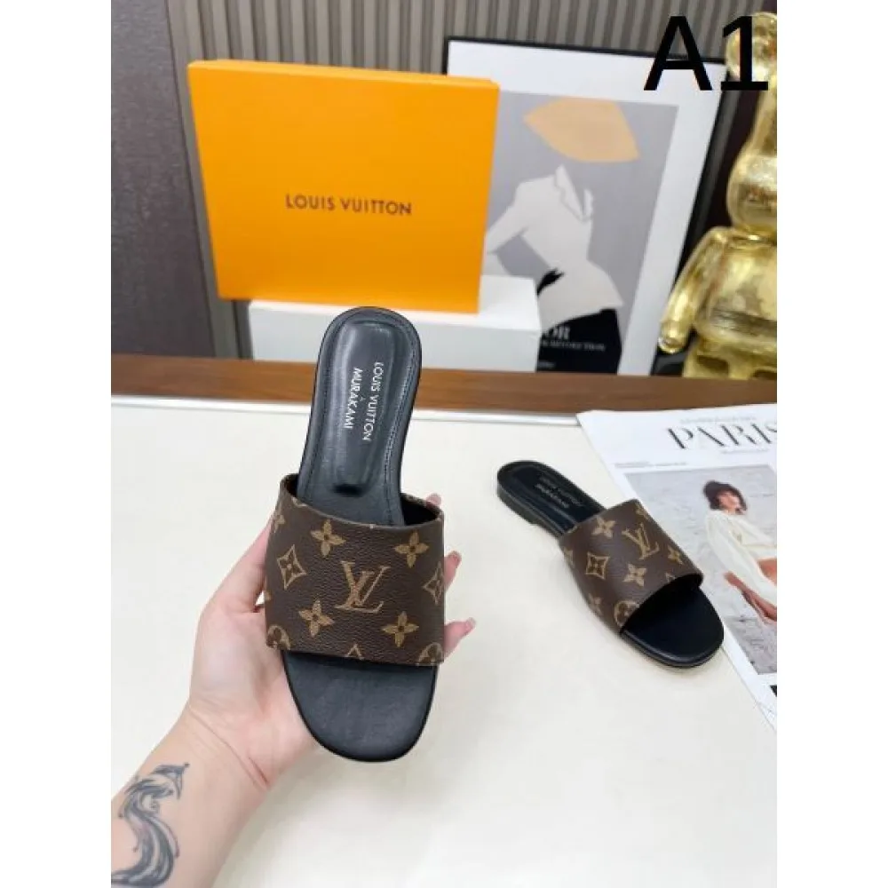 2025SS LOUIS VUITTON ルイヴィトン 爆発的人気再入荷 レディースサンダル 商品画像 1