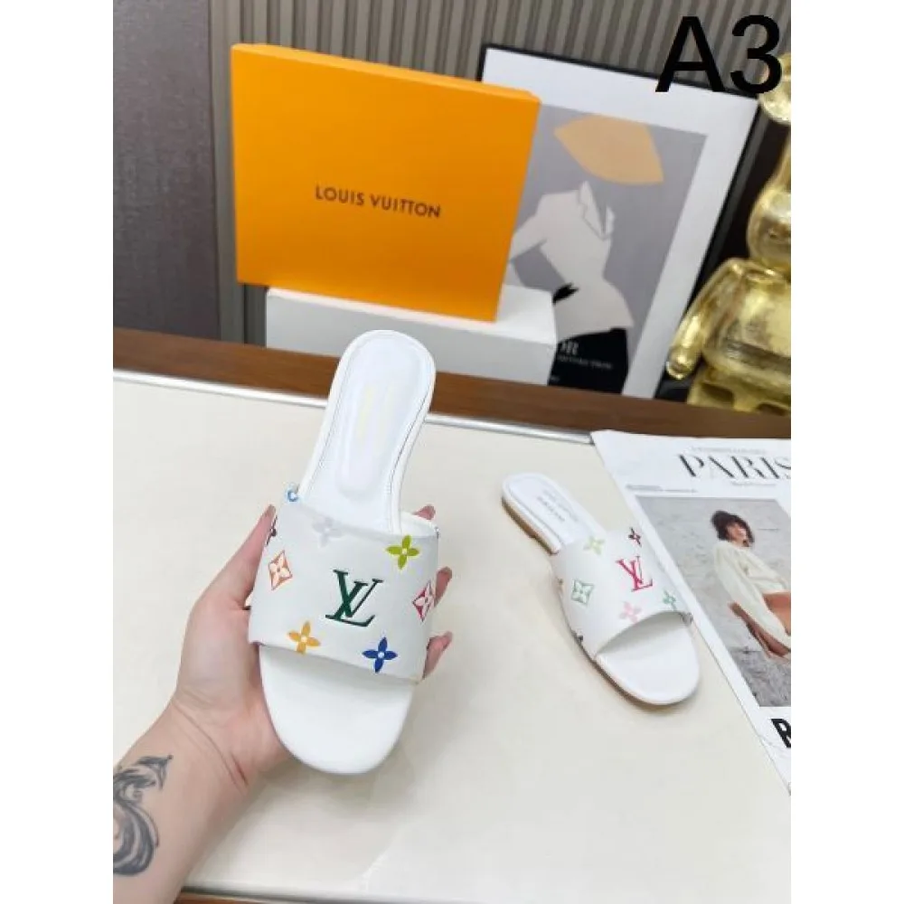 2025SS LOUIS VUITTON ルイヴィトン 爆発的人気再入荷 レディースサンダル 商品画像 3