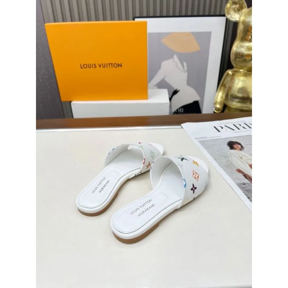 2025SS LOUIS VUITTON ルイヴィトン 爆発的人気再入荷 レディースサンダル 商品画像 8