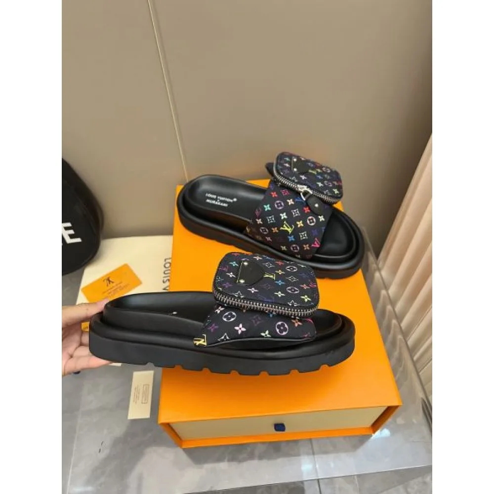 2025SS LOUIS VUITTON ルイヴィトン トレンドスタイル レディースサンダル 商品画像 4