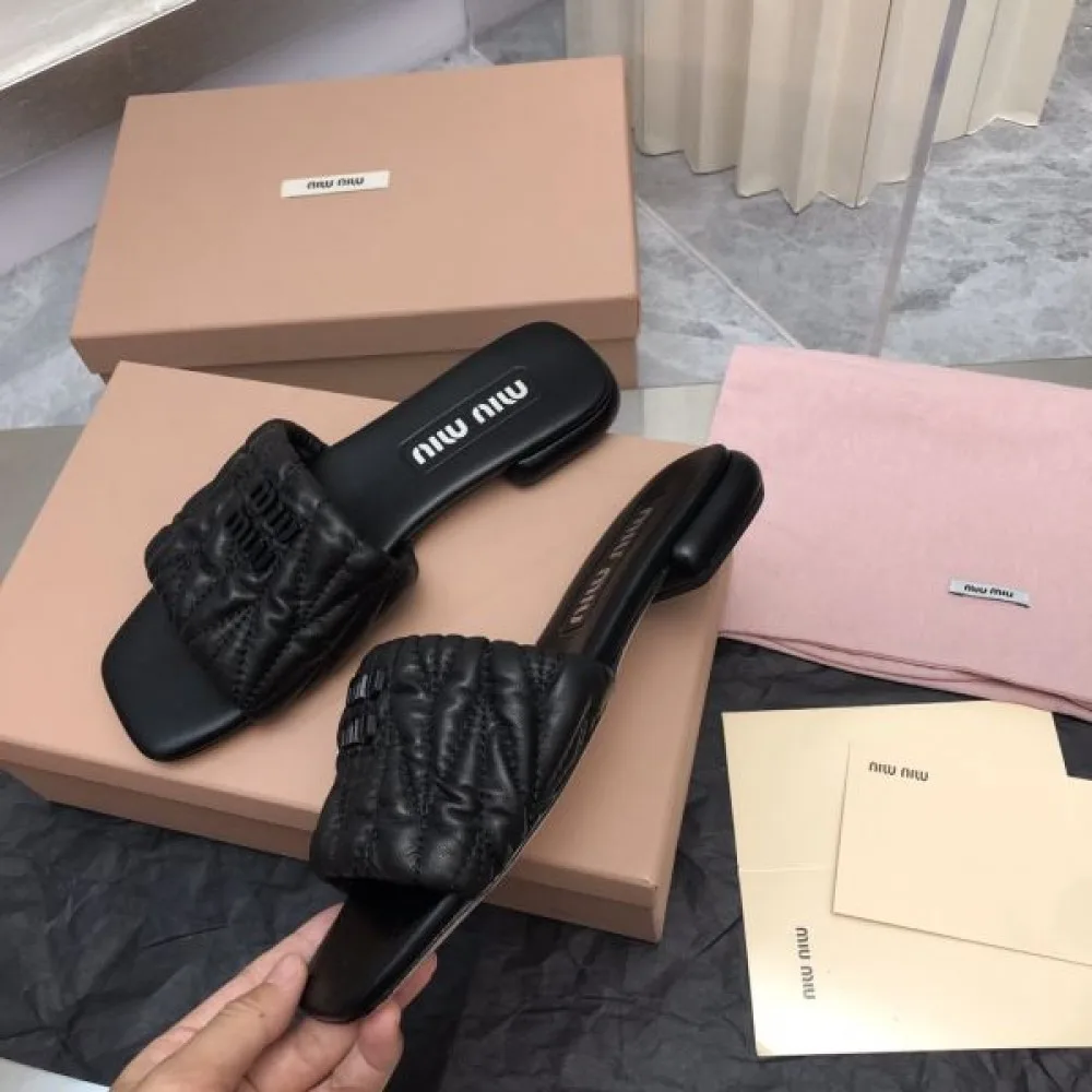 2025SS MIU MIU ミュウミュウ 先行発売限定 レディースサンダル 商品画像 8