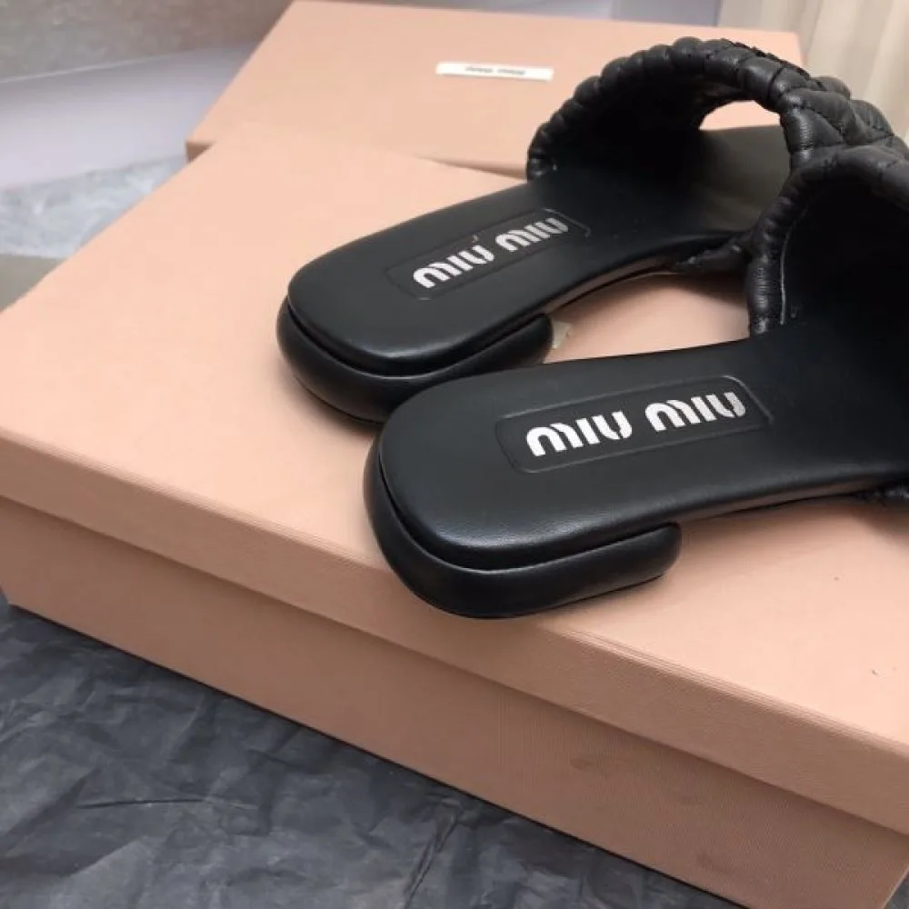 2025SS MIU MIU ミュウミュウ 先行発売限定 レディースサンダル 商品画像 9