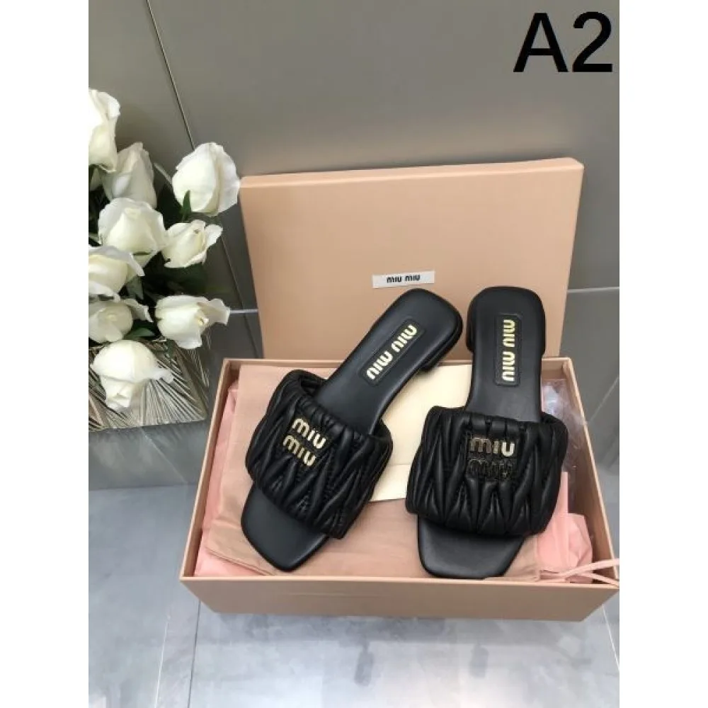 2025SS MIU MIU ミュウミュウ 海外限定新作 レディースサンダル 商品画像 2