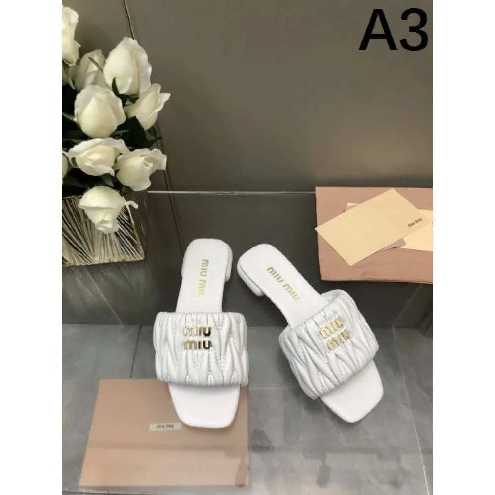 2025SS MIU MIU ミュウミュウ 海外限定新作 レディースサンダル 商品画像 3