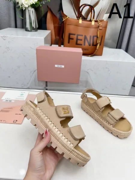 2025SS MIU MIU ミュウミュウ 流行の最前線 レディースサンダル 商品画像 10