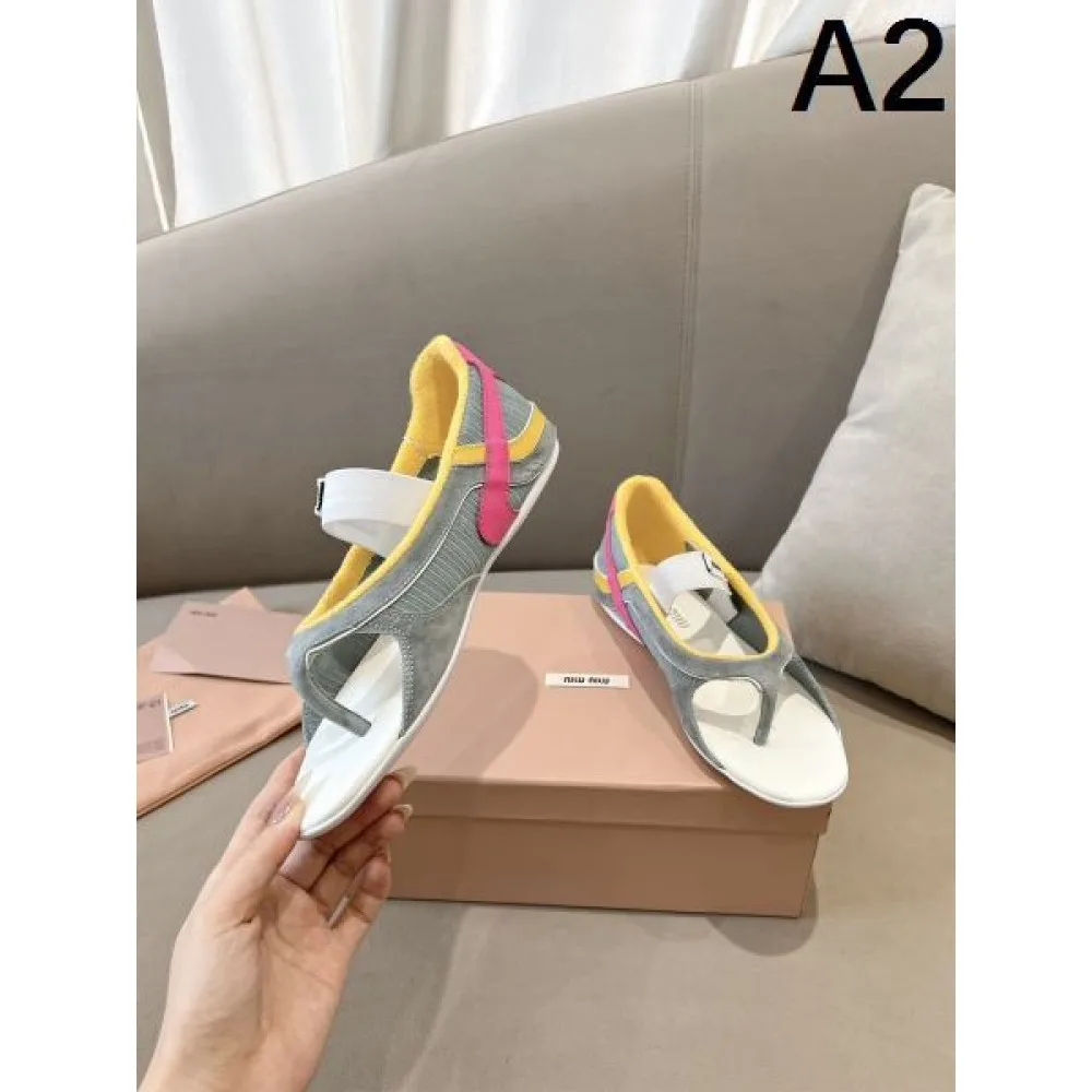 2025SS MIU MIU ミュウミュウ 今年は先取り レディースサンダル 商品画像 2