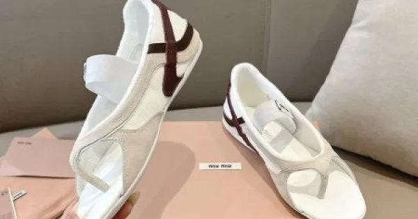 2025SS MIU MIU ミュウミュウ 今年は先取り レディースサンダル 商品画像 11