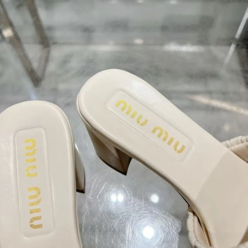 2025SS MIU MIU ミュウミュウ 人気いっぱい レディースサンダル 商品画像 9