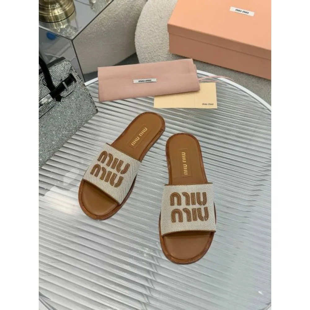 2025SS MIU MIU ミュウミュウ 支持が急上昇 レディースサンダル 商品画像 3