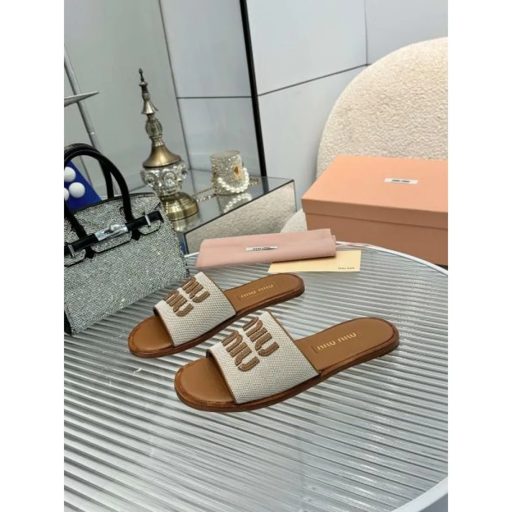 2025SS MIU MIU ミュウミュウ 支持が急上昇 レディースサンダル 商品画像 5