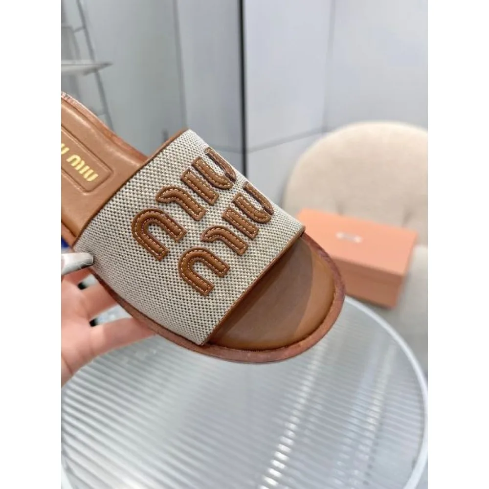 2025SS MIU MIU ミュウミュウ 支持が急上昇 レディースサンダル 商品画像 8