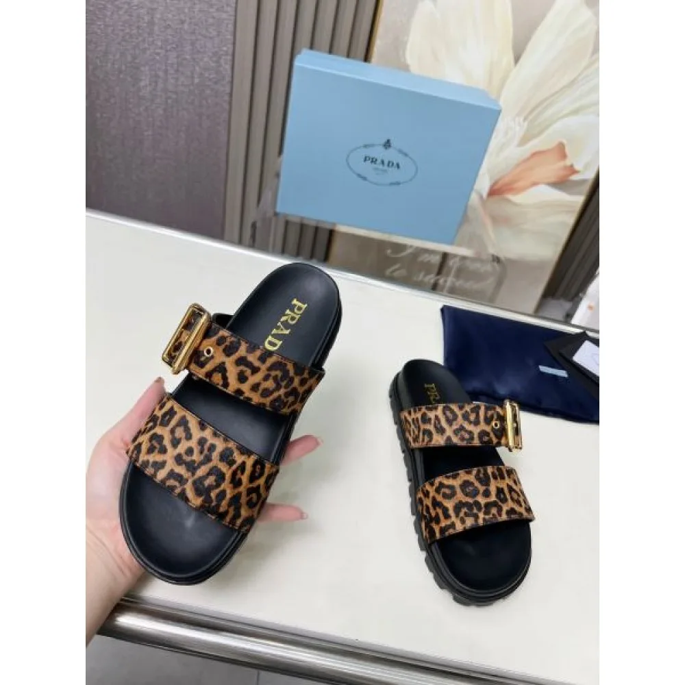 2025SS PRADA プラダ 流行の注目ブランド レディースサンダル 商品画像 2