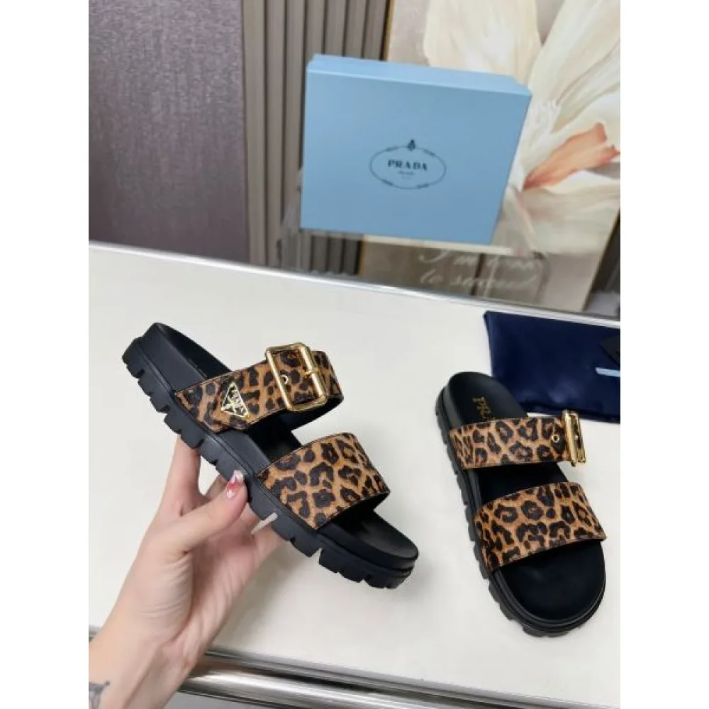 2025SS PRADA プラダ 流行の注目ブランド レディースサンダル 商品画像 4