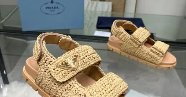 2025SS PRADA プラダ 存在感絶大スタイル レディースサンダル 商品画像 11
