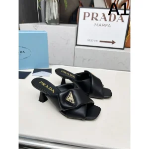 2025SS PRADA プラダ 超レアな入手困難品 レディースサンダル 商品画像 1