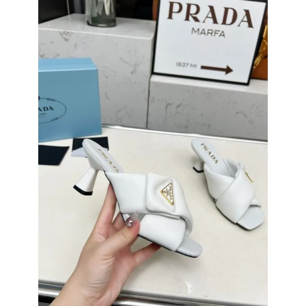 2025SS PRADA プラダ 超レアな入手困難品 レディースサンダル 商品画像 5