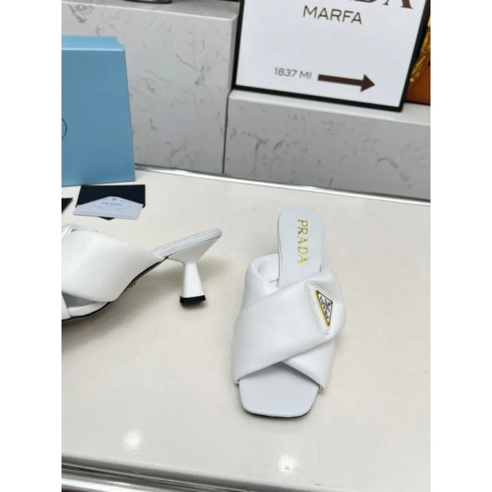 2025SS PRADA プラダ 超レアな入手困難品 レディースサンダル 商品画像 6