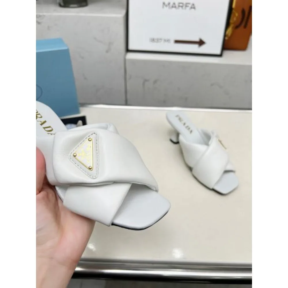 2025SS PRADA プラダ 超レアな入手困難品 レディースサンダル 商品画像 7