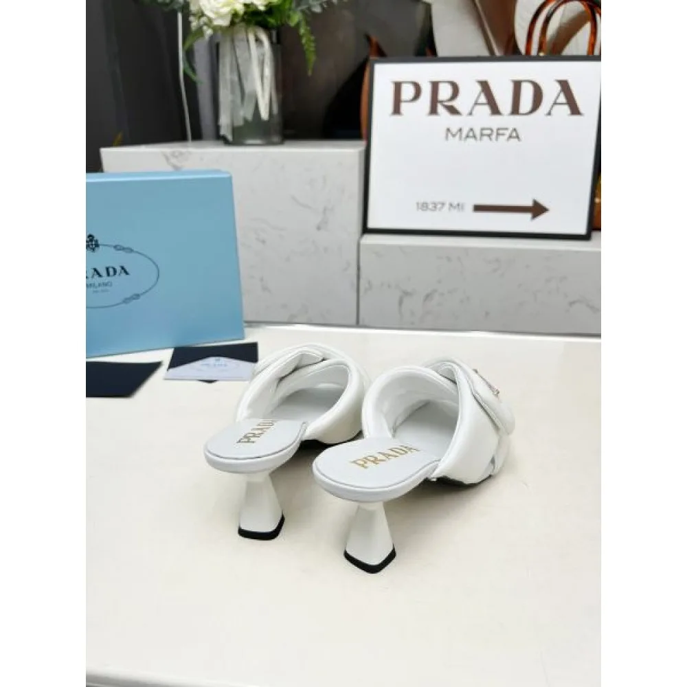 2025SS PRADA プラダ 超レアな入手困難品 レディースサンダル 商品画像 8