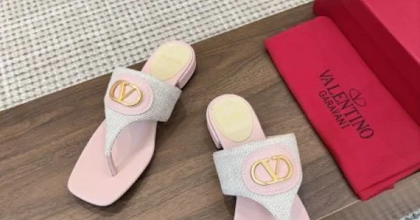 2025SS VALENTINO ヴァレンティノ 人気話題 レディースサンダル 商品画像 11