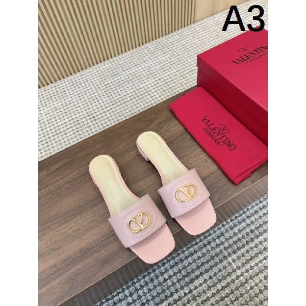 2025SS VALENTINO ヴァレンティノ 完売必須 レディースサンダル 商品画像 3